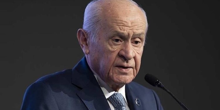 Bahçeli’den Emeklilere Zam Sinyali: “Gerekirse Gövdemizi Taşın Altına Koyarız”