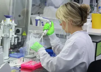 Bu Belirtileri Hafife Almayın: Kanser İlk Aşamada Böyle Sinyal Veriyor